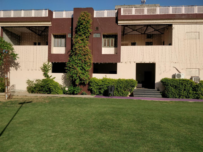Others 5, Ritumbhara Resorts, Alwar