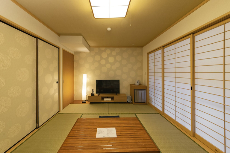 Others 1