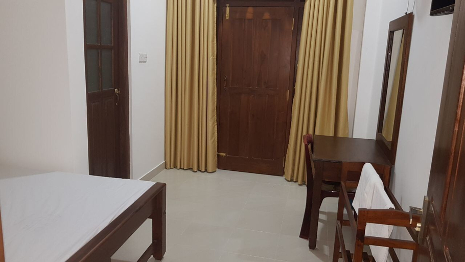 Others 4, Padmasiri Holiday Resort, N. Palatha Central