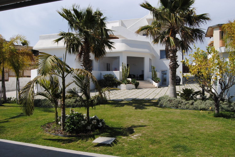 Exterior & Views 2, Villa Aries - Torre di Manfria Hill, Caltanissetta