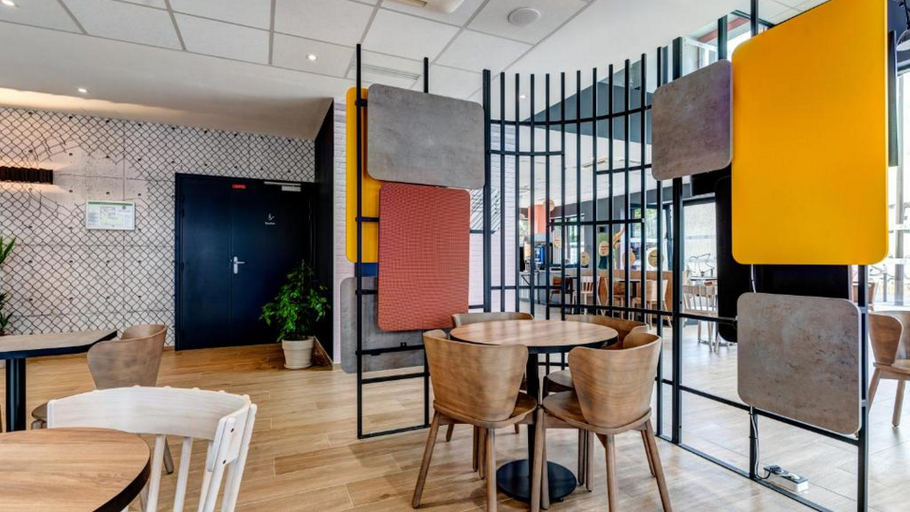 Public Area 3, B&B HOTEL Paris Ivry Quai de Seine, Val-de-Marne