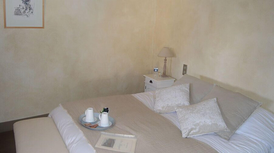 Bedroom 3, Le Clos Margot, Marne