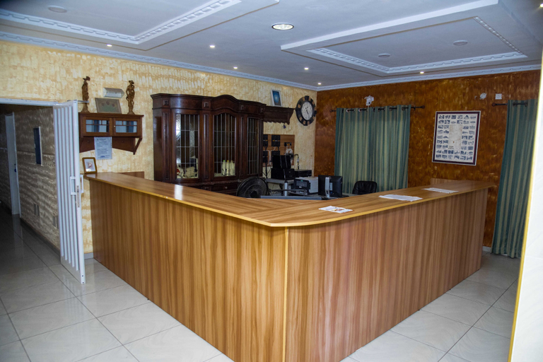 Others 4, Hotel Saint Lazaros, Golfe (incl Lomé)