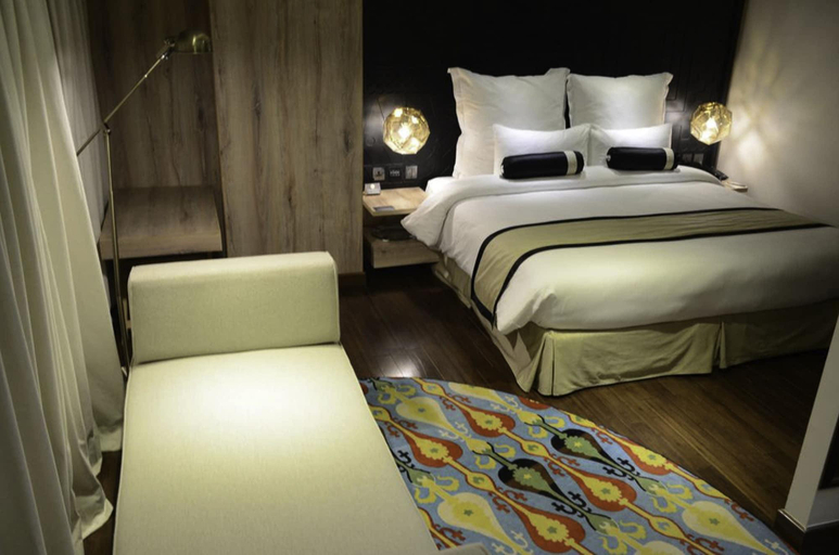 Bedroom 3, Grand Palm Hotel, Lahore