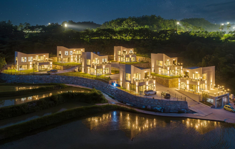 Others 3, Gyeongju Bclassi Kidspoolvilla Bomun, Gyeongju
