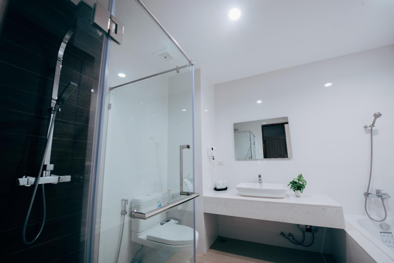Bathroom 5