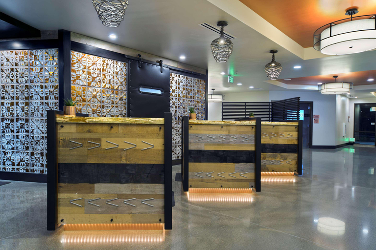 Public Area, Oxford Suites Paso Robles, San Luis Obispo