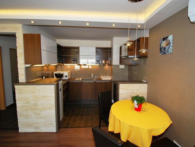 Others 3, Arpad Bridge Apartments Budapest, Budapesti
