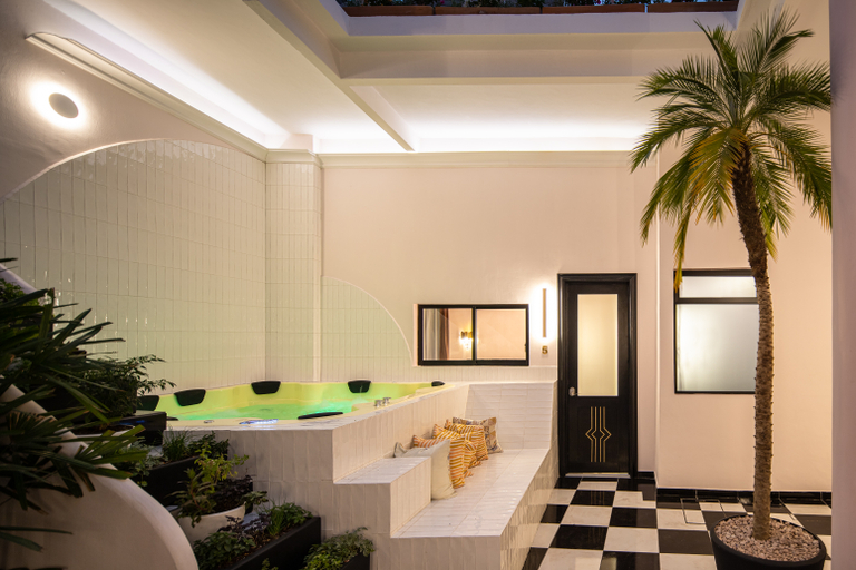 Bathroom 3, HOLT's Hotel De Mi Independencia, Del Centro