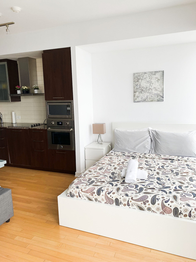 Bedroom 3, iHost Suites Downtown Toronto, Toronto