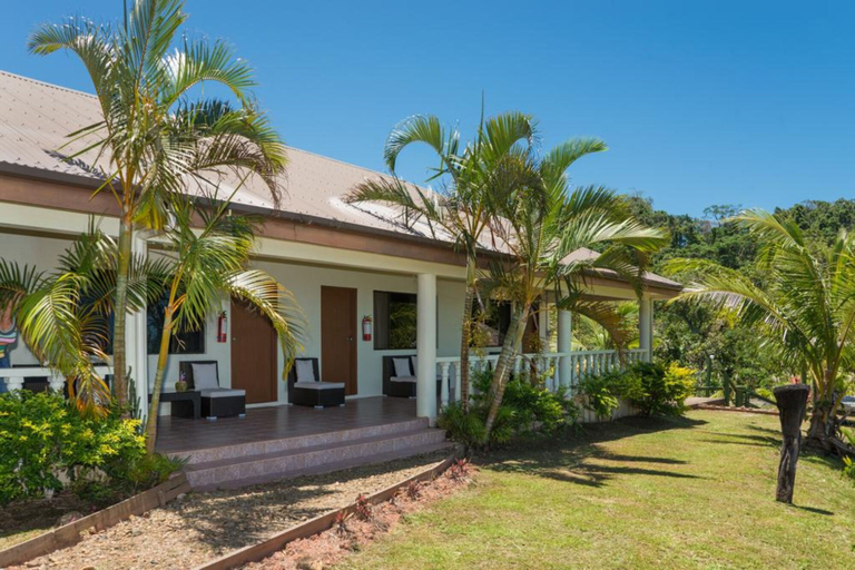Exterior & Views 2, Waidroka Bay Resort, Serua
