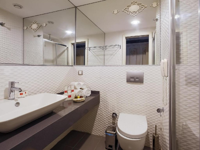 Bathroom 5, Alacati Beach Resort, Çeşme