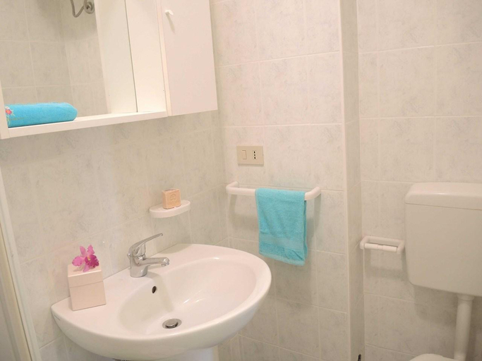Others 3, Great Apartment Near the Beach with balcony - By Beahost Rentals, Venezia