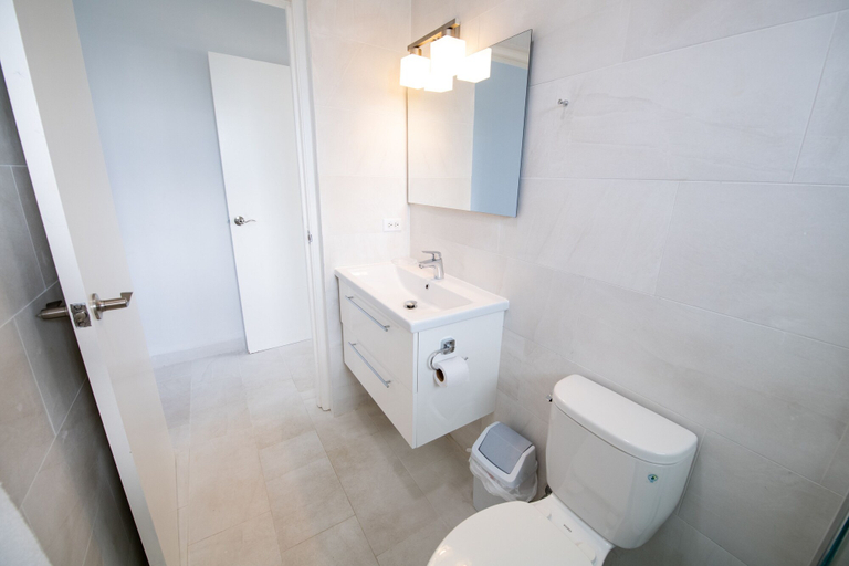 Bathroom 3, Beachfront Bella Horizonte 1