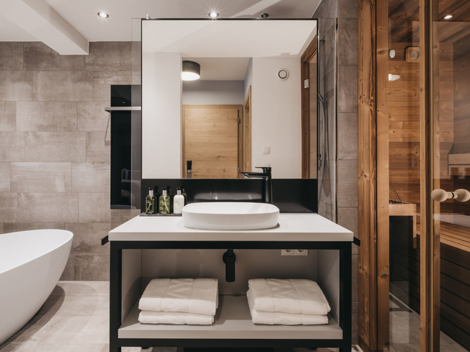 Bathroom 5, VAYA Zillertal, Schwaz