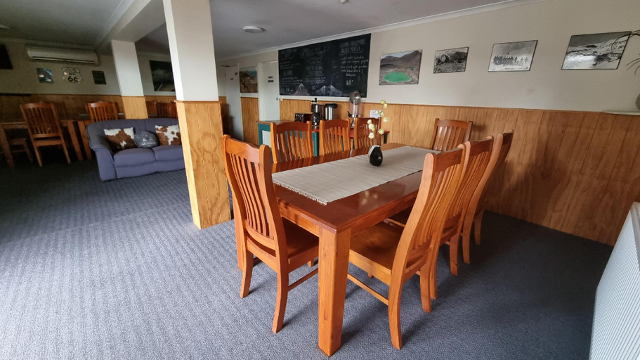 Food & Drinks 5, Adventure Lodge & Motel, Ruapehu