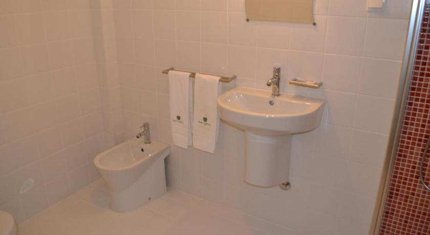 Bedroom 1, Hotel Comercio, Resende