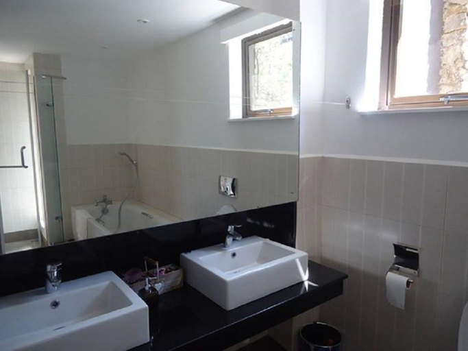 Bathroom 4, Marula House, Gilgil