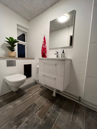 Bathroom, Sejerø Vandrerhjem, Kalundborg