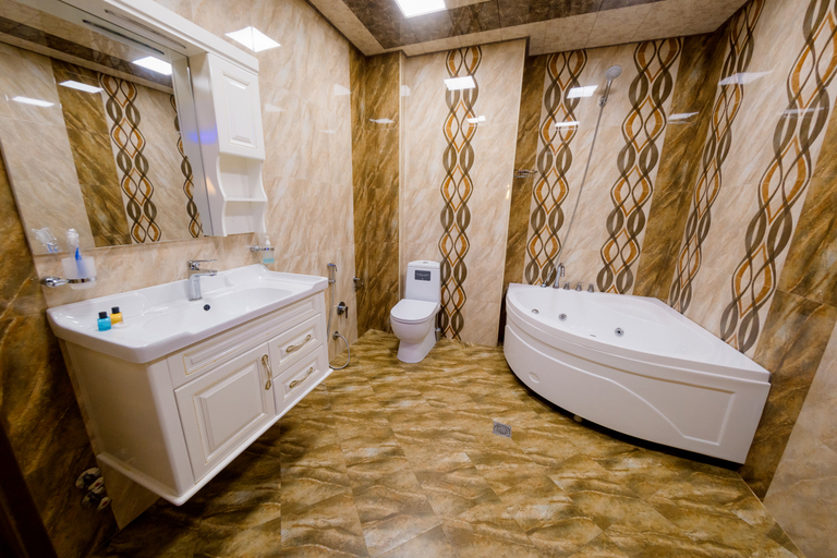 Bathroom 4, Royal Sapphire Hotel, Baku