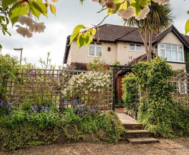 Exterior & Views 2, Avalon House B&B, Hampshire