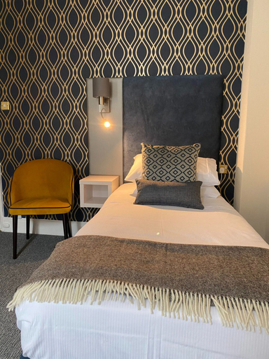 Bedroom 2, Royal Sportsman Hotel, Gwynedd