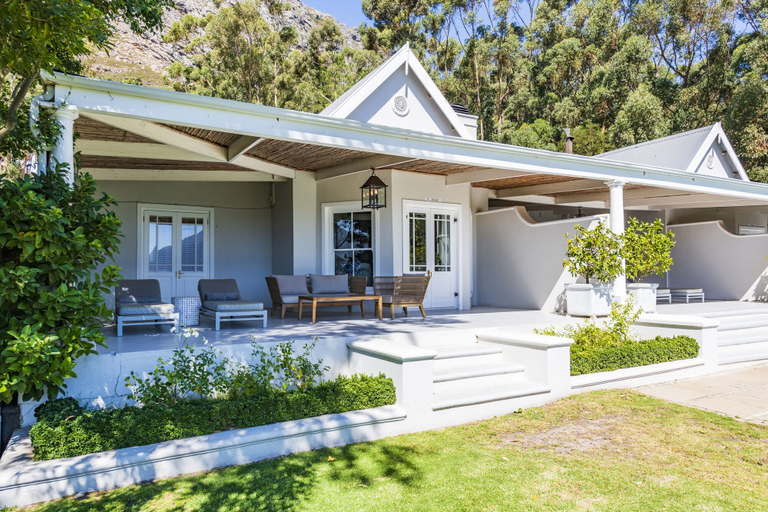 Exterior & Views 2, La Petite Ferme, Cape Winelands