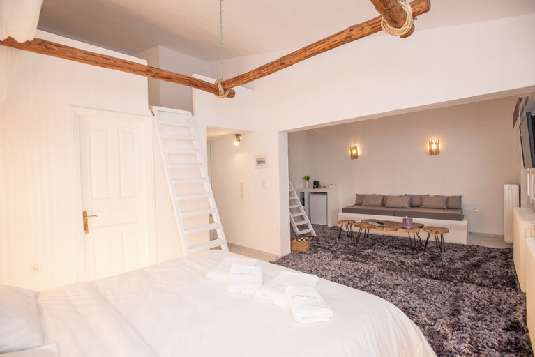 Bedroom 4, Blue Mountain Guesthouse Arachova, Central Greece