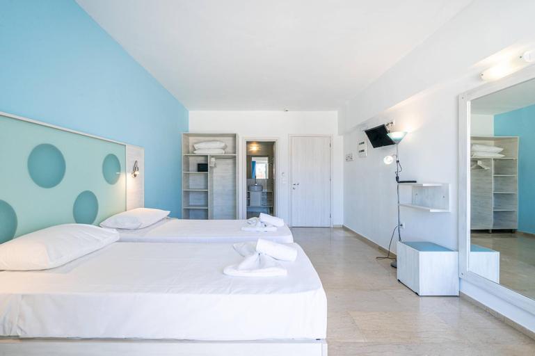 Bedroom 30