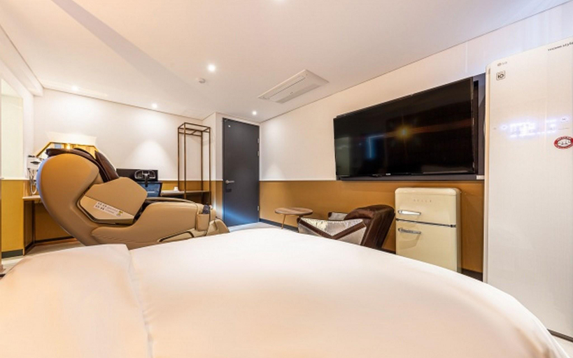 Bedroom 3, Jincheon Alma Business Hotel, Ansoeng
