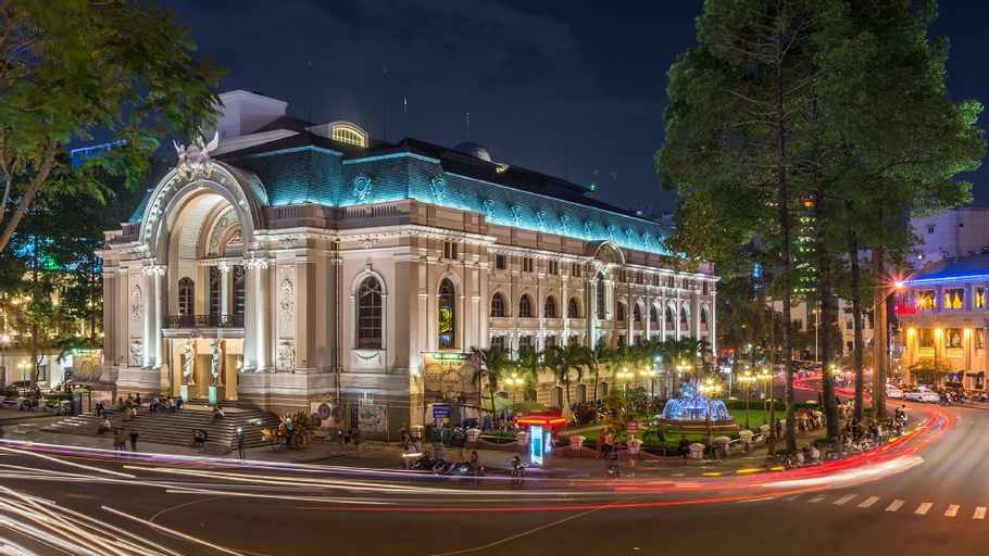 Hanh Long Hotel, District 5