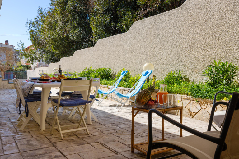 Others 5, Villa With Climate, Wi-Fi and Private Parking, Lecce