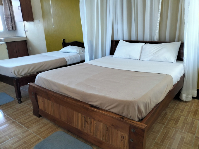 Bedroom 3, Bimoss Beach Resort & Campsite, Mbita