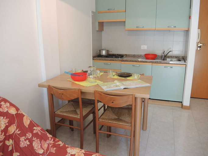 Others 4, One-Bedroom flat in residence with swimming pool close to Bibione Thermae, Venezia