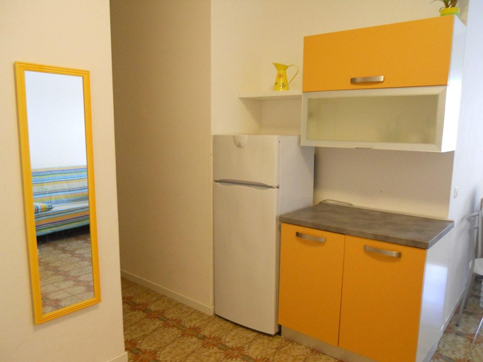Others 4, Beautiful three-room apartment with large terrace A / C in a Great Location, Venezia