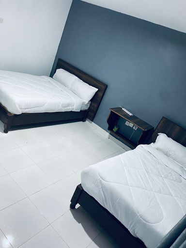 Bedroom 4, Dad's Place, Mathira