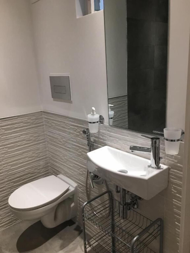 Bathroom 5, Barus House, Palermo