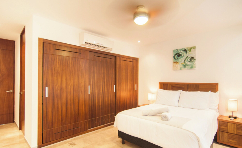 Bedroom 3, Kuxtal 3 Bedroom Downtown Apartment, Cozumel