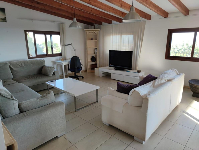 Others 5, Sunset and oceanview 2 bedroom apartment with shared pool, Las Palmas