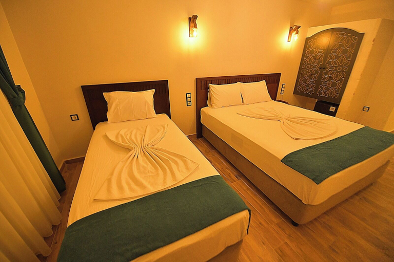 Bedroom 2, Midyat Ladinos Otel, Midyat