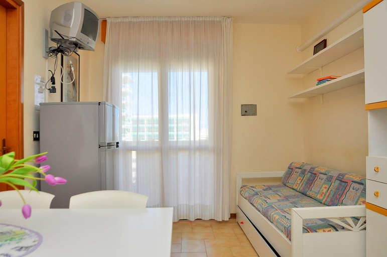 Others 4, Beautiful seafront flat with swimming pool in Bibione - By Beahost Rentals, Venezia