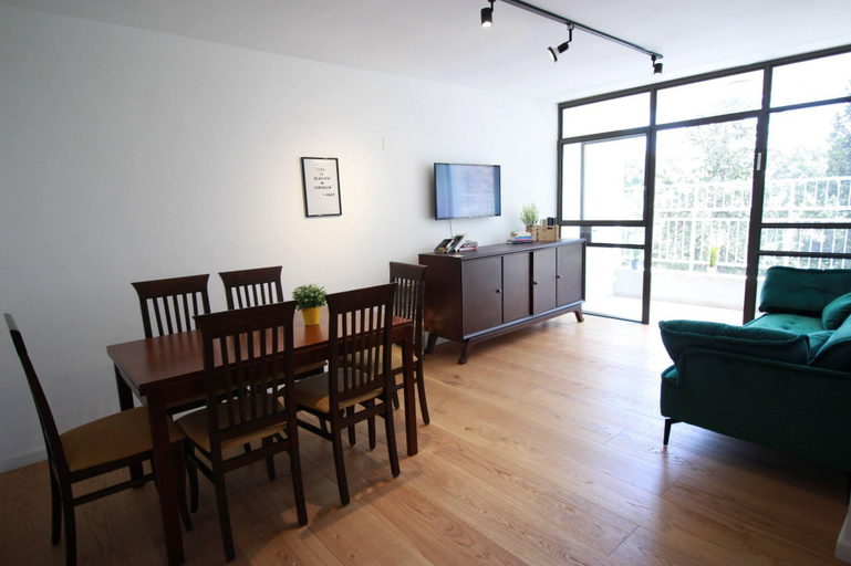 Others 3, Luxurious apartment in Jerusalem - Katamon