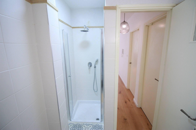 Others 5, Luxurious apartment in Jerusalem - Katamon