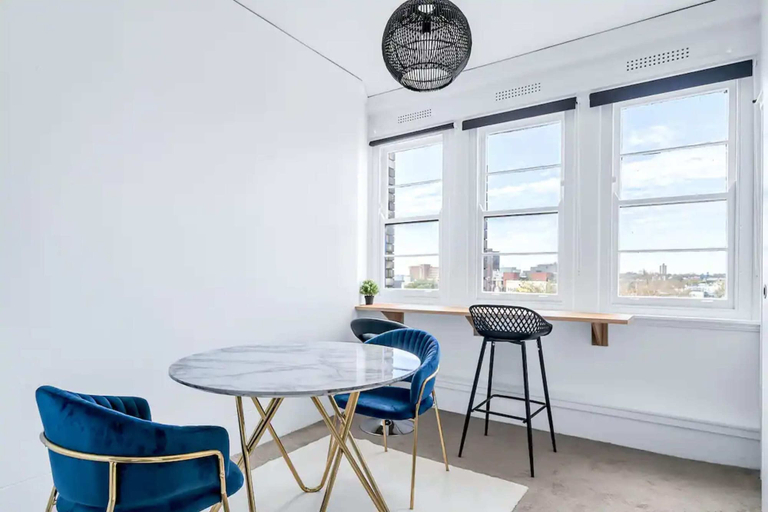 Others 5, Cosy Studio in a Prime Surry Hills Location, Sydney