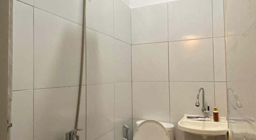 Bathroom, Mandalika Home, Lombok