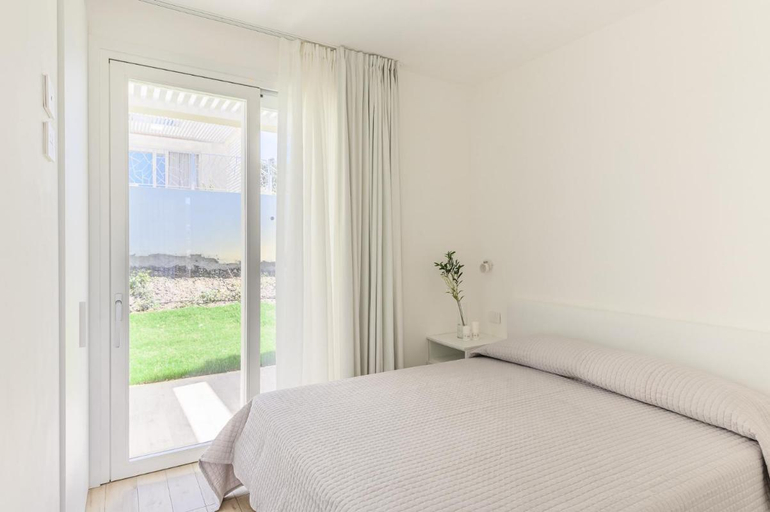 Bedroom 3, Stunning Capo Falcone Charming Apartments 1 Bedroom Apt sleeps 4, Sassari