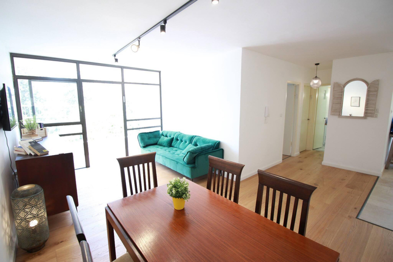 Others 5, Luxurious apartment in Jerusalem - Katamon