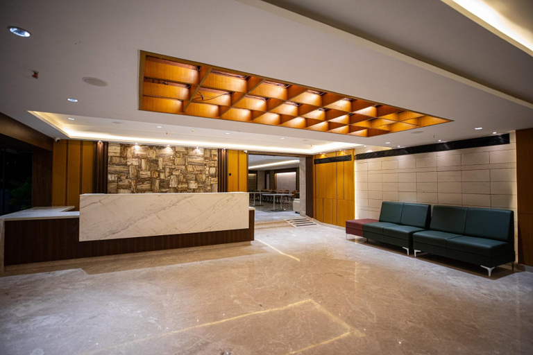 Public Area 2, Hotel Silver Clé Hitech City, Hyderabad