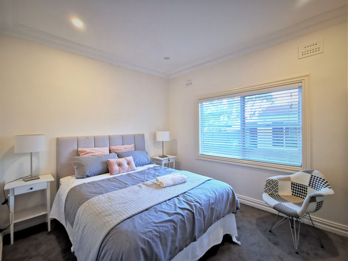 Bedroom 3, Comfy 4 Bedroms Corner House, Sutherland Shire - East