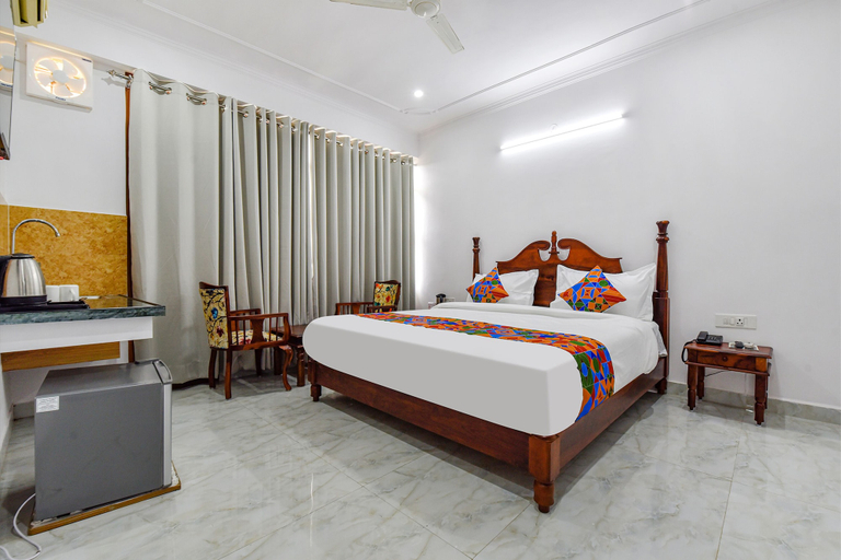 Bedroom 2, FabHotel Umrao Haveli With Pool, Jaipur